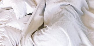 Malos hábitos de sueño incrementan en 75 % riesgo de enfermedades cardíacas en las mujeres